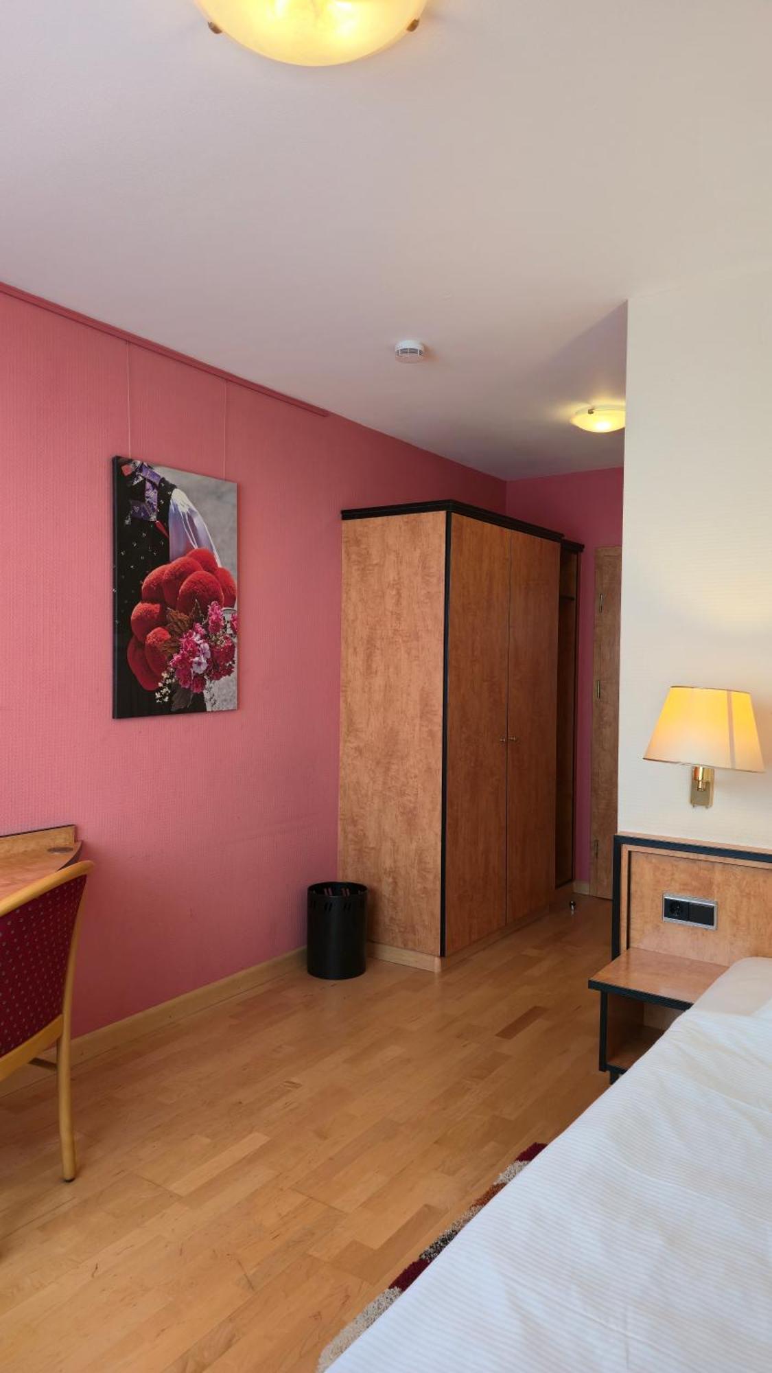 Hotel Boardinghouse Sonne Offenburg Habitación foto
